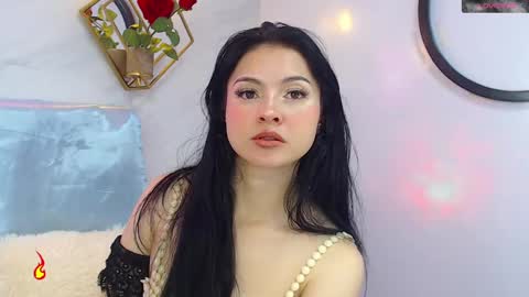 naamah_b online show from February 8, 2025, 1:54 pm