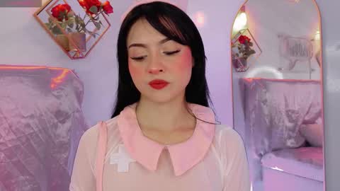 naamah_b online show from February 9, 2026, 2:10 pm