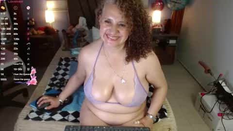 nadia_84 online show from March 17, 2026, 7:28 pm