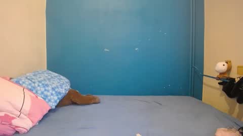 nadinnnea online show from March 8, 2025, 11:37 am