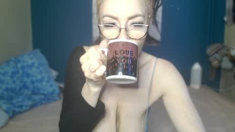 nadinnnea online show from March 30, 2026, 7:31 am