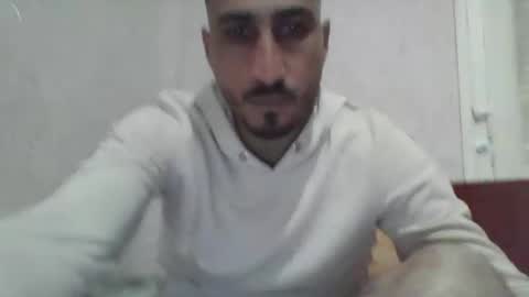 V online show from February 2, 2025, 1:41 pm