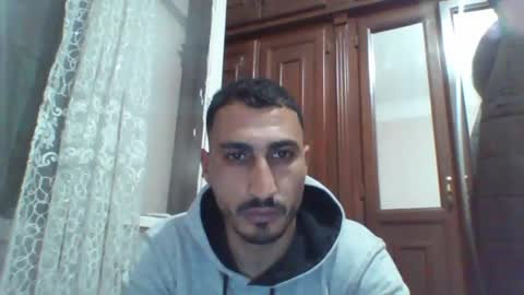 V online show from February 11, 2025, 6:22 pm