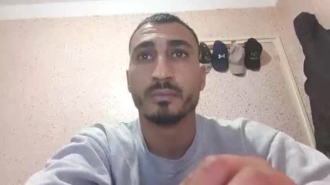 Snapshot of nadirff16 chatting on February 9, 2026, 3:16 pm V online show from February 9, 2026, 3:16 pm