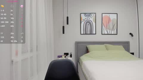 Nadya online show from March 4, 2025, 3:04 pm