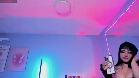 Snapshot of naeniademon_ chatting on February 28, 2026, 3:51 am Naenia online show from February 28, 2026, 3:51 am