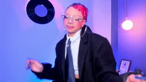 naff_eratu online show from April 8, 2026, 9:26 pm