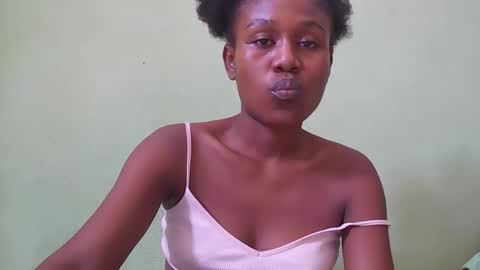 Snapshot of nah296652 chatting on April 10, 2026, 7:02 am nah296652 online show from April 10, 2026, 7:02 am