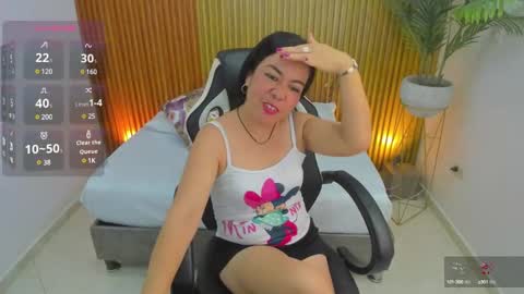 Snapshot of nahia_13 chatting on February 22, 2025, 2:17 am N A H I A online show from February 22, 2025, 2:17 am