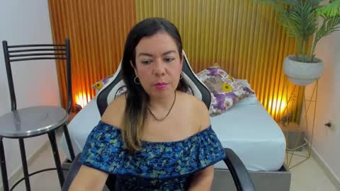 Snapshot of nahia_13 chatting on February 25, 2025, 12:03 pm N A H I A online show from February 25, 2025, 12:03 pm