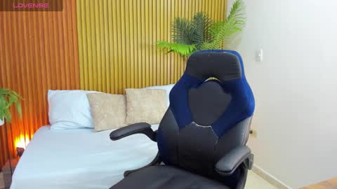 Snapshot of nahia_13 chatting on October 10, 2025, 12:26 pm N A H I A online show from October 10, 2025, 12:26 pm