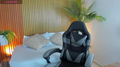 Snapshot of nahia_13 chatting on November 8, 2025, 2:34 am N A H I A online show from November 8, 2025, 2:34 am