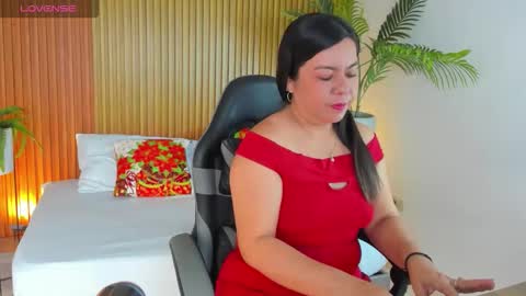 Snapshot of nahia_13 chatting on December 3, 2025, 12:14 pm N A H I A online show from December 3, 2025, 12:14 pm