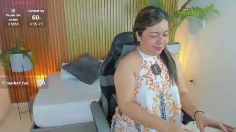 Snapshot of nahia_13 chatting on February 6, 2026, 2:20 pm N A H I A online show from February 6, 2026, 2:20 pm