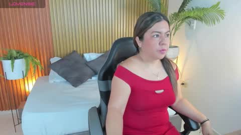 Snapshot of nahia_13 chatting on February 16, 2026, 12:12 pm N A H I A online show from February 16, 2026, 12:12 pm