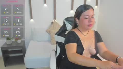 Snapshot of nahia_13 chatting on June 11, 2026, 2:11 am N A H I A online show from June 11, 2026, 2:11 am