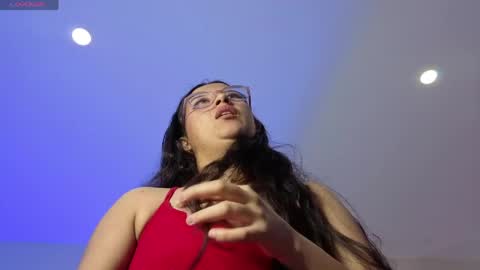 Snapshot of nahomi_blaze56eup chatting on April 10, 2026, 11:42 pm valeria online show from April 10, 2026, 11:42 pm