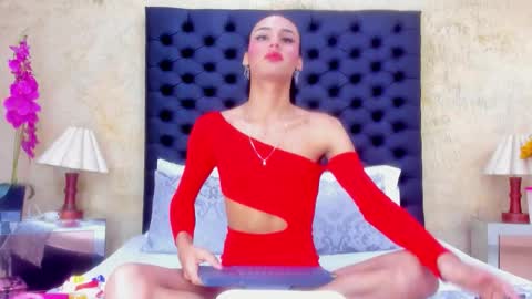 Nahomi  online show from January 14, 2026, 6:46 pm