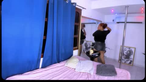 Nahomy online show from January 8, 2026, 6:32 pm