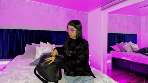 Snapshot of nahomygh chatting on December 23, 2025, 11:08 am Nahomy online show from December 23, 2025, 11:08 am