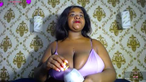 Snapshot of nahybig_boobs chatting on November 21, 2025, 11:53 am Karatbby online show from November 21, 2025, 11:53 am