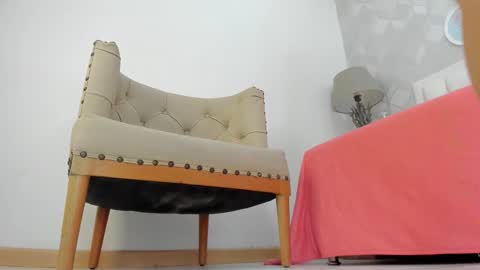 naia_cox online show from November 22, 2025, 3:49 am