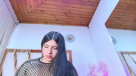 Naia x online show from November 15, 2025, 10:15 pm