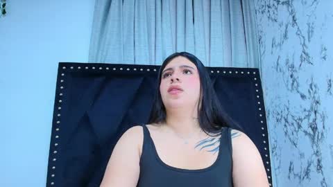 Naia x online show from April 12, 2026, 1:27 pm