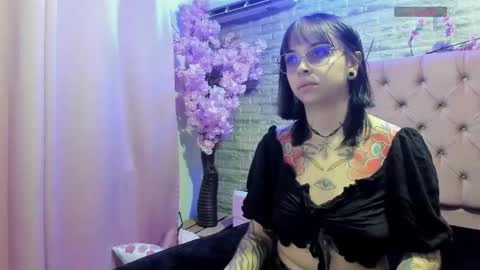 naiawhisper online show from March 1, 2026, 1:24 pm