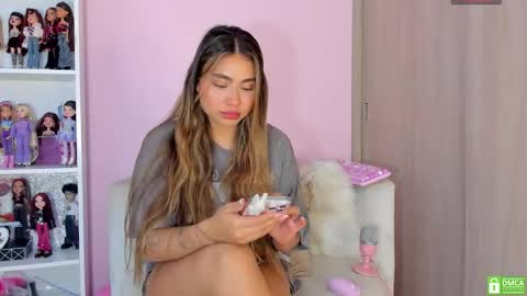 Snapshot of naileea chatting on November 12, 2025, 3:40 am online show from November 12, 2025, 3:40 am