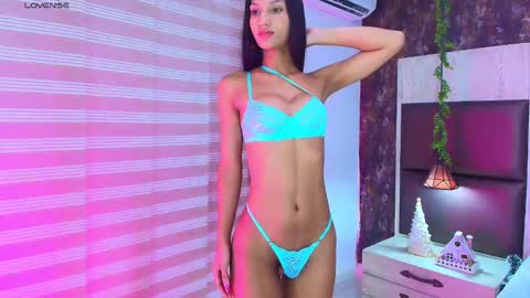 Snapshot of nailuj66 chatting on December 14, 2024, 3:58 pm Lia online show from December 14, 2024, 3:58 pm