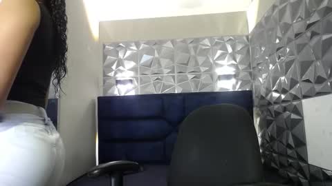 nairobi8 online show from September 28, 2025, 2:55 pm