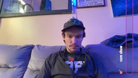 Snapshot of nakedboi420 chatting on February 27, 2026, 7:36 pm mid-west guy living on the east coast trying to figure out where to go next online show from February 27, 2026, 7:36 pm