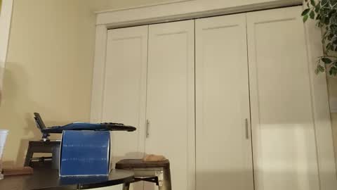 Drew from Seattle online show from February 2, 2025, 1:41 pm