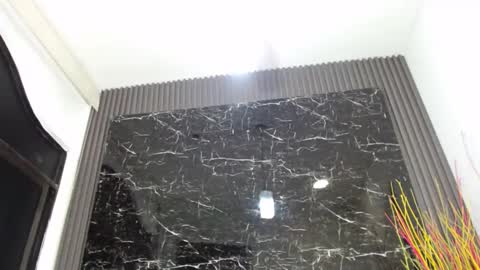 NALAROY online show from January 15, 2025, 7:05 am