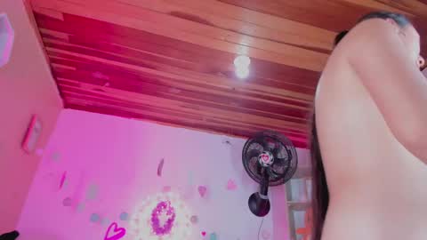 Snapshot of nalia_adams chatting on February 14, 2025, 1:13 am Nalia Adams online show from February 14, 2025, 1:13 am