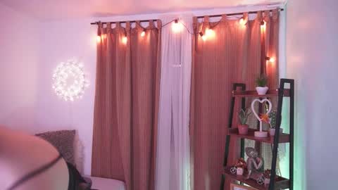 Snapshot of nalia_adams chatting on October 2, 2025, 4:36 pm Nalia Adams online show from October 2, 2025, 4:36 pm