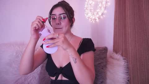 Snapshot of nalia_adams chatting on October 20, 2025, 2:17 pm Nalia Adams online show from October 20, 2025, 2:17 pm