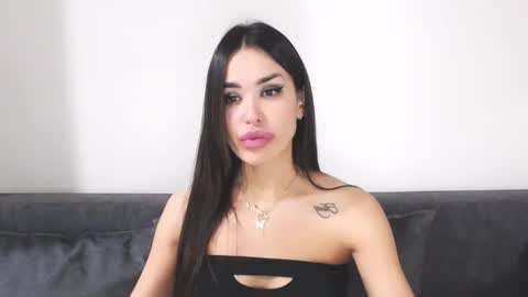 Lady online show from December 22, 2025, 6:54 am