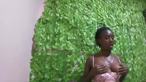 nana2095 online show from March 7, 2025, 10:10 pm