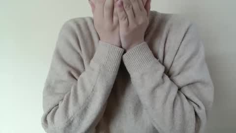 Nana online show from April 14, 2026, 6:19 am