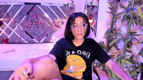 Snapshot of nanachi_cook chatting on January 24, 2025, 2:18 am Nanachi online show from January 24, 2025, 2:18 am