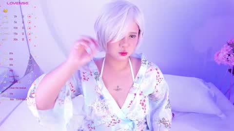 NanaOsaky online show from October 3, 2025, 12:13 pm