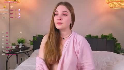 Luna online show from September 21, 2025, 5:09 am