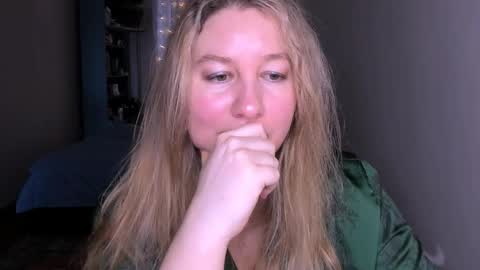 Nancy online show from April 11, 2026, 8:40 am