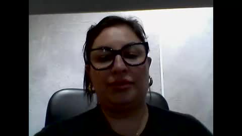 naninha0707 online show from November 6, 2025, 9:37 pm