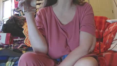 Snapshot of nannabaldur chatting on May 2, 2026, 2:44 pm Nanna Baldur online show from May 2, 2026, 2:44 pm