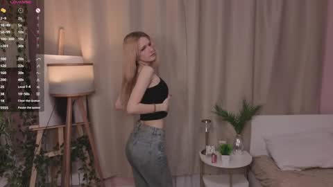 nannetteterrill online show from April 15, 2026, 6:31 am