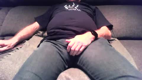 nano22968832 online show from December 21, 2025, 5:31 pm