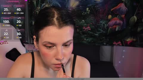 Snapshot of nansycharm chatting on December 10, 2024, 11:22 am NansyCharm online show from December 10, 2024, 11:22 am